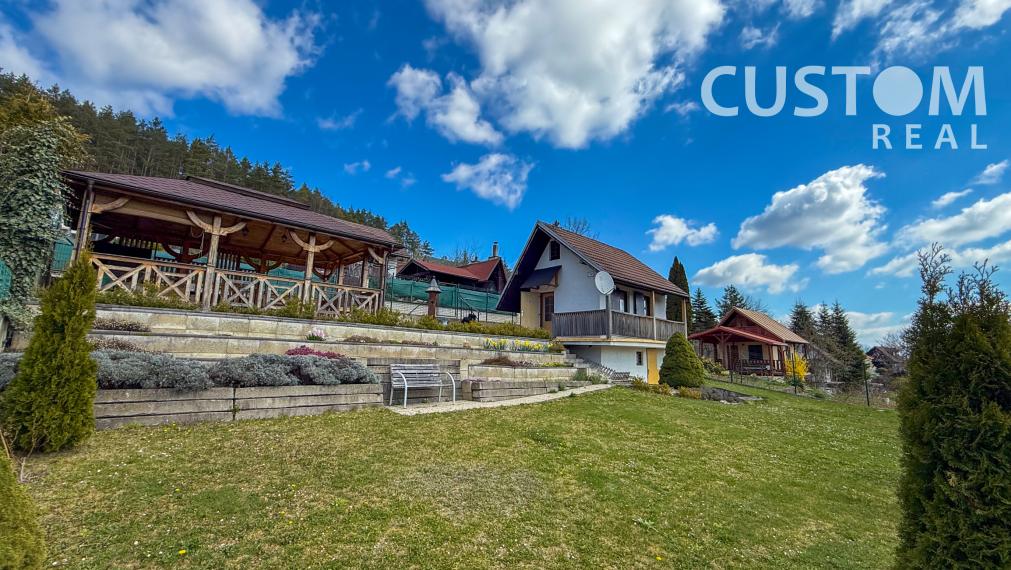 Záhradná chatka s altánkom a výhľadom, Žilina – Závodie