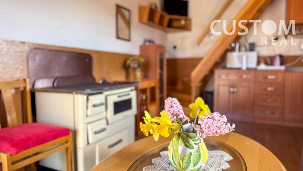 Záhradná chatka s altánkom a výhľadom, Žilina – Závodie