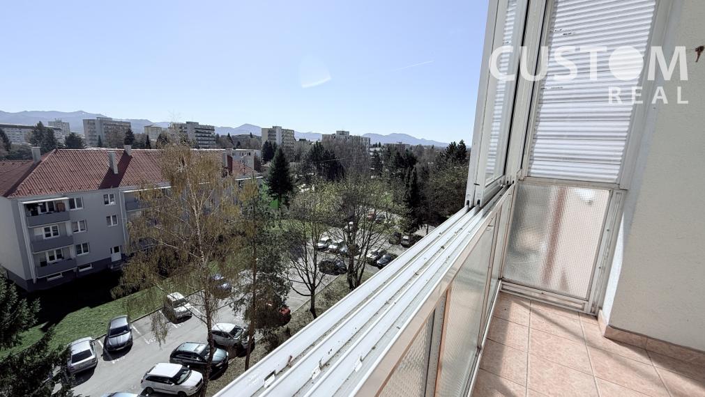 Stačí sa nasťahovať – 2-izbový byt po kompletnej rekonštrukcii s balkónom – Vrútky