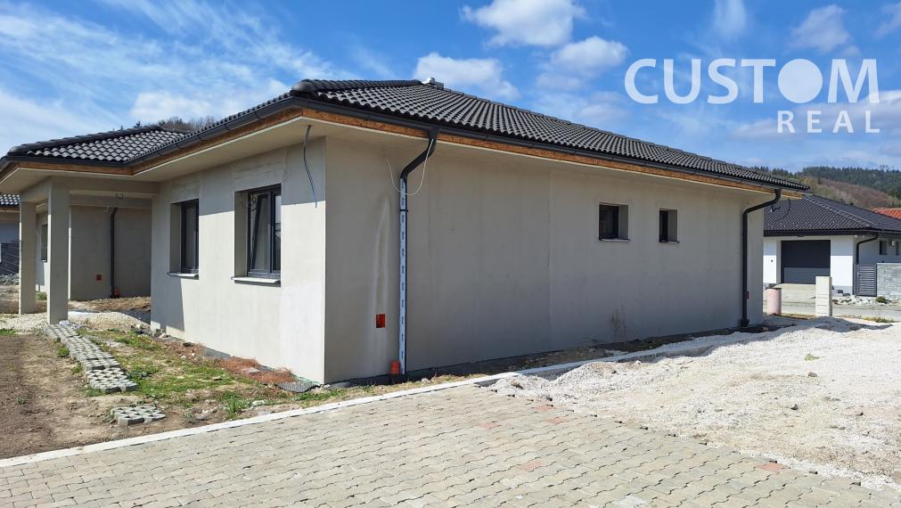 Predáme nízkoenergetický bungalov v Svederníku