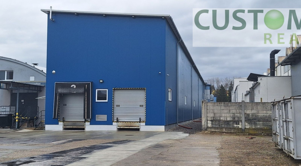 Prenajmeme skladový objekt v Žiline výmere 916 m2.