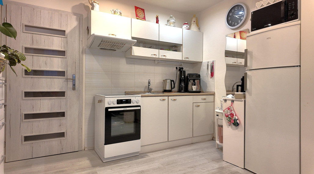 Slnečná zrekonštruovaná garsónka - Hliny 6