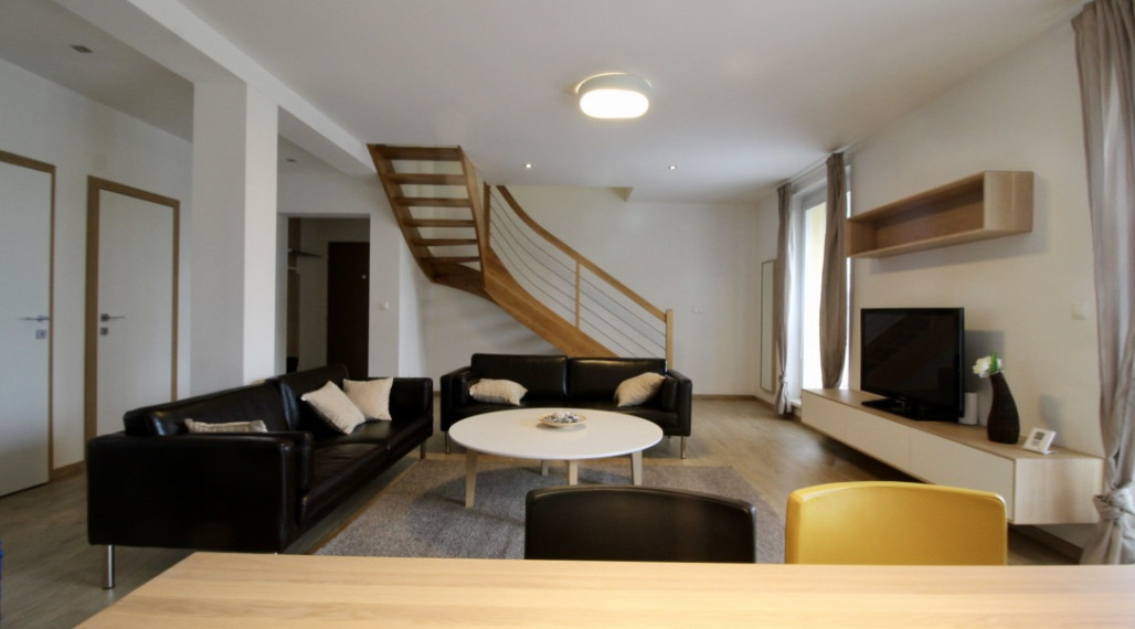 3 - izbový mezonetový byt centrum