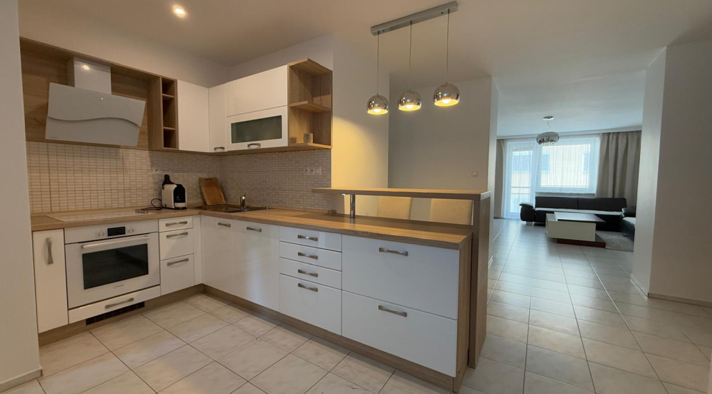 ✨ Moderné bývanie v centre mesta s dvomi balkónmi! ✨