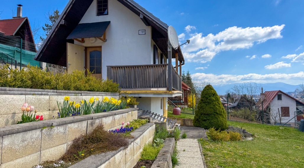 Záhradná chatka s altánkom a výhľadom, Žilina – Závodie