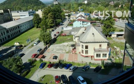 Luxusný 2 - izbový byt širšie centrum