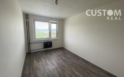 Svetlý 2 izbový byt s pekným výhľadom - Hájik