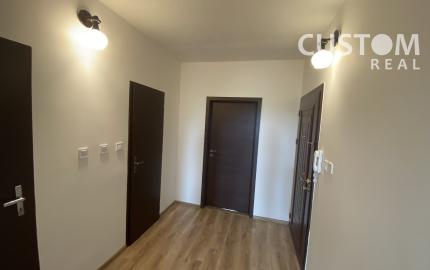 Svetlý 2 izbový byt s pekným výhľadom - Hájik