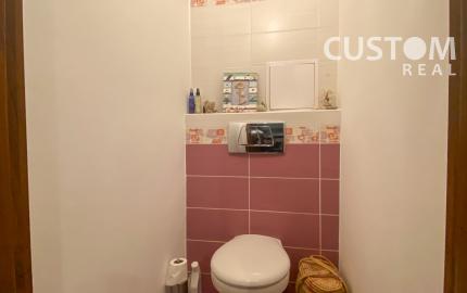 Veľký 2 izbový zrekonštruovaný byt s balkónom v centre