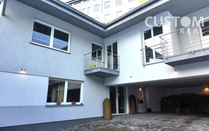 Nadštandartný  byt v  rodinnom dome širšie centrum