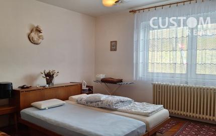 Predáme 3 izbový dom v  Žiline – Bytčici  s pozemkom 392 m2