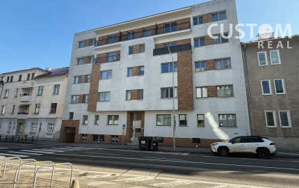 Moderná ordinácia v centre mesta – ideálna pre zubára/dentálnu hygienu