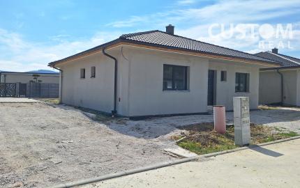 Predáme nízkoenergetický bungalov v Svederníku