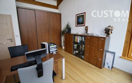 Kancelárske priestory s vlastným parkoviskom širšie centrum