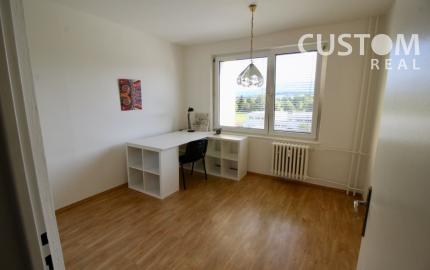3 - izbový byt Vlčince II