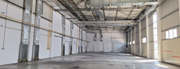 Prenajmeme vykurovanú skladovú halu v Žiline-výmera 1200 m2