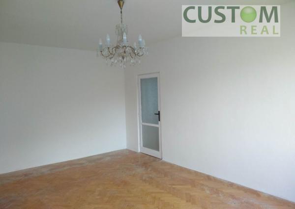 VEĽKÝ 3 IZBOVÝ BYT s balkónom a lodžiou, Hliny 3