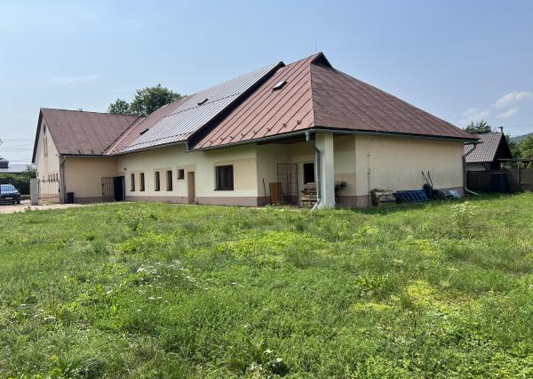 Komerčné priestory v obci Kotešová