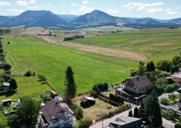 Predáme pozemok v Rajeckých Tepliciach o výmere 778 m2