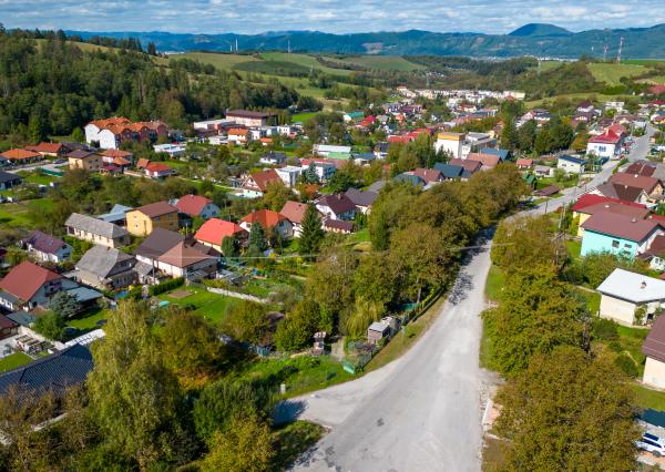 Predáme stavebný pozemok o výmere 668 m2 v Stráňavách.