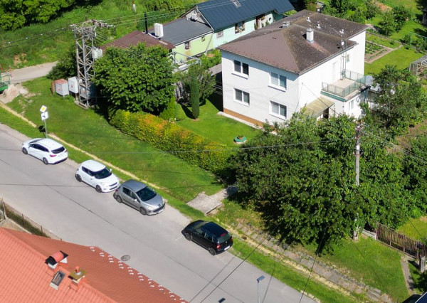 Predáme dvojpodlažný rodinný dom v Žiline - Závodí