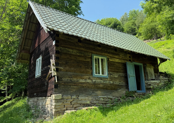 Drevenica uprostred prírody - Horná Mariková