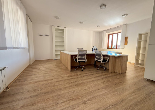 Kancelária v historickom Lombardiniho dome centrum Žilina