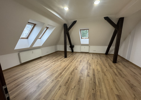 Reprezentatívna kancelária v centre mesta s parkovaním