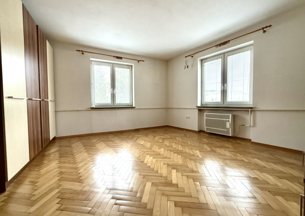 Príjemný 2i byt s 2 loggiami v širšom centre Žiliny