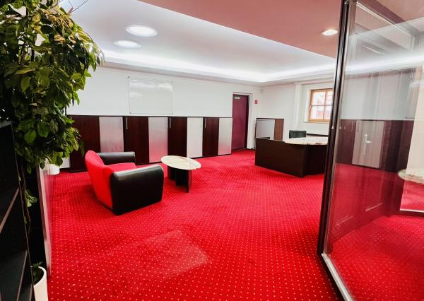Na prenájom luxusné kancelárske priestory - centrum
