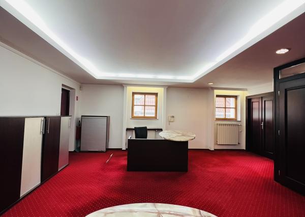Na prenájom luxusné kancelárske priestory - centrum