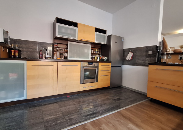 Na prenájom pekný 3 izbový byt - centrum