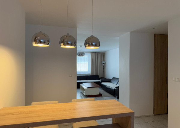 ✨ 3 izbový tehlový byt v centre mesta s dvomi balkónmi! ✨