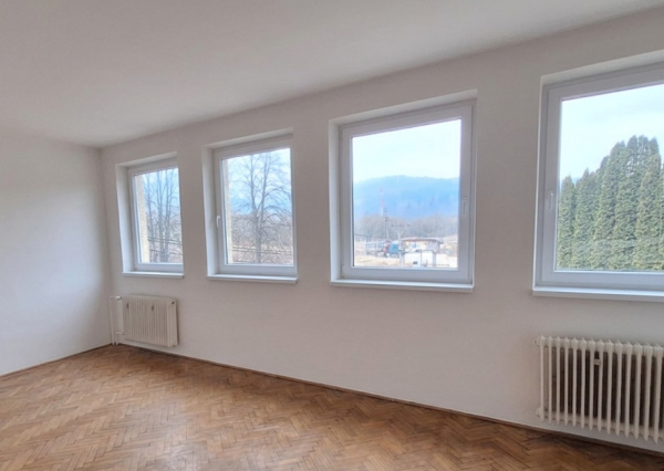Prenajmeme kancelárie od 15 m2 v Oščadnici