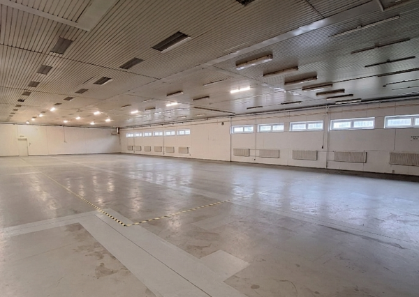 Skladový objekt s rozlohou 1 058 m² v areáli Žilina-Závodie