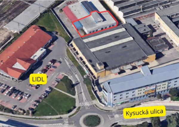 Skladovo-kancelársky objekt s rozlohou 606 m² v areáli Slovena