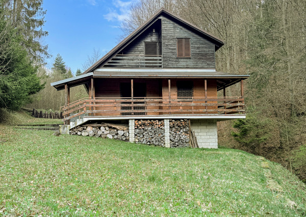 🏡 Chata Nesluša