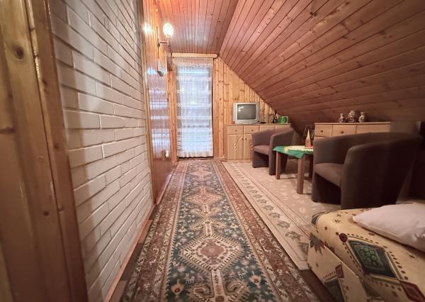 🏡 Chata Nesluša