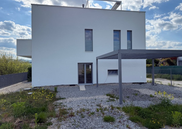 🌿 Vila Hôrky – moderná novostavba s 60 m² strešnou terasou DOHODA MOŽNÁ