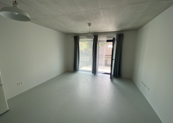 Moderný 2 izbový byt s parkovacím miestom na prenájom