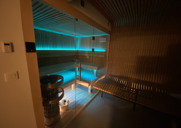 Moderný 2 izbový byt s parkovacím miestom na prenájom