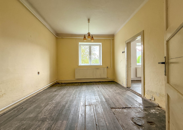 Rodinný dom 🏡 s výhľadom na Lietavský hrad – tehlový dom len 12 minút od Žiliny!