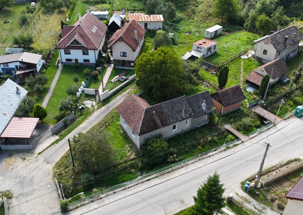 Rodinný dom 🏡 s výhľadom na Lietavský hrad – tehlový dom len 12 minút od Žiliny!
