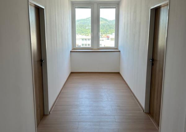 Kancelárske priestory širšie centrum s parkovaním