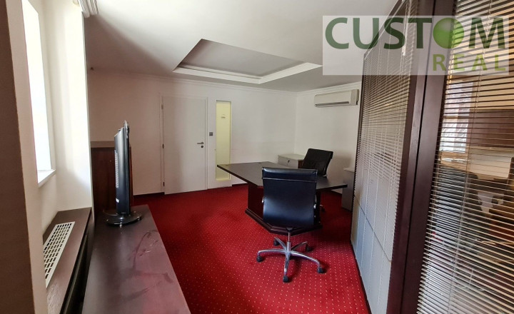 Na prenájom luxusné kancelárske priestory - centrum - fotografia 5