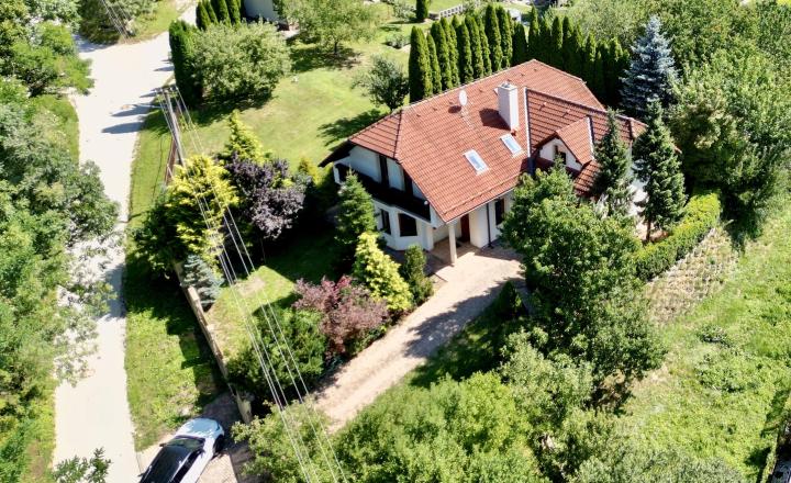 Jedinečný RD Rajecké Teplice - Poluvsie s pozemkom 1550 m2 - fotografia 1