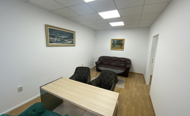 Na predaj kancelárske priestory v centre mesta - fotografia 4