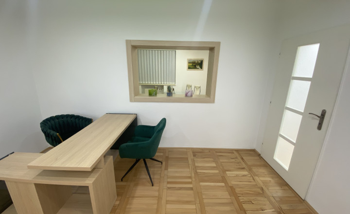Na predaj kancelárske priestory v centre mesta - fotografia 9