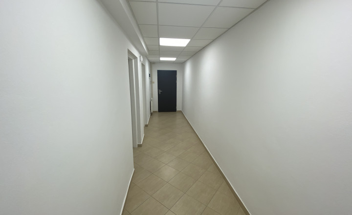Na predaj kancelárske priestory v centre mesta - fotografia 15