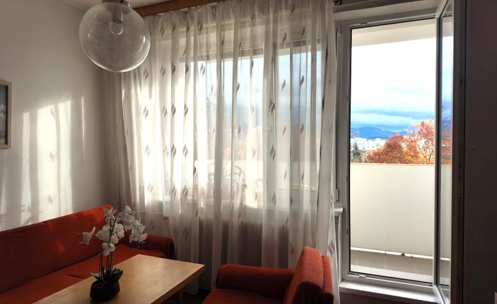 Priestranný 2-izbový byt s lodžiou a balkónom Hliny VI REZERVOVANÉ! - fotografia 8
